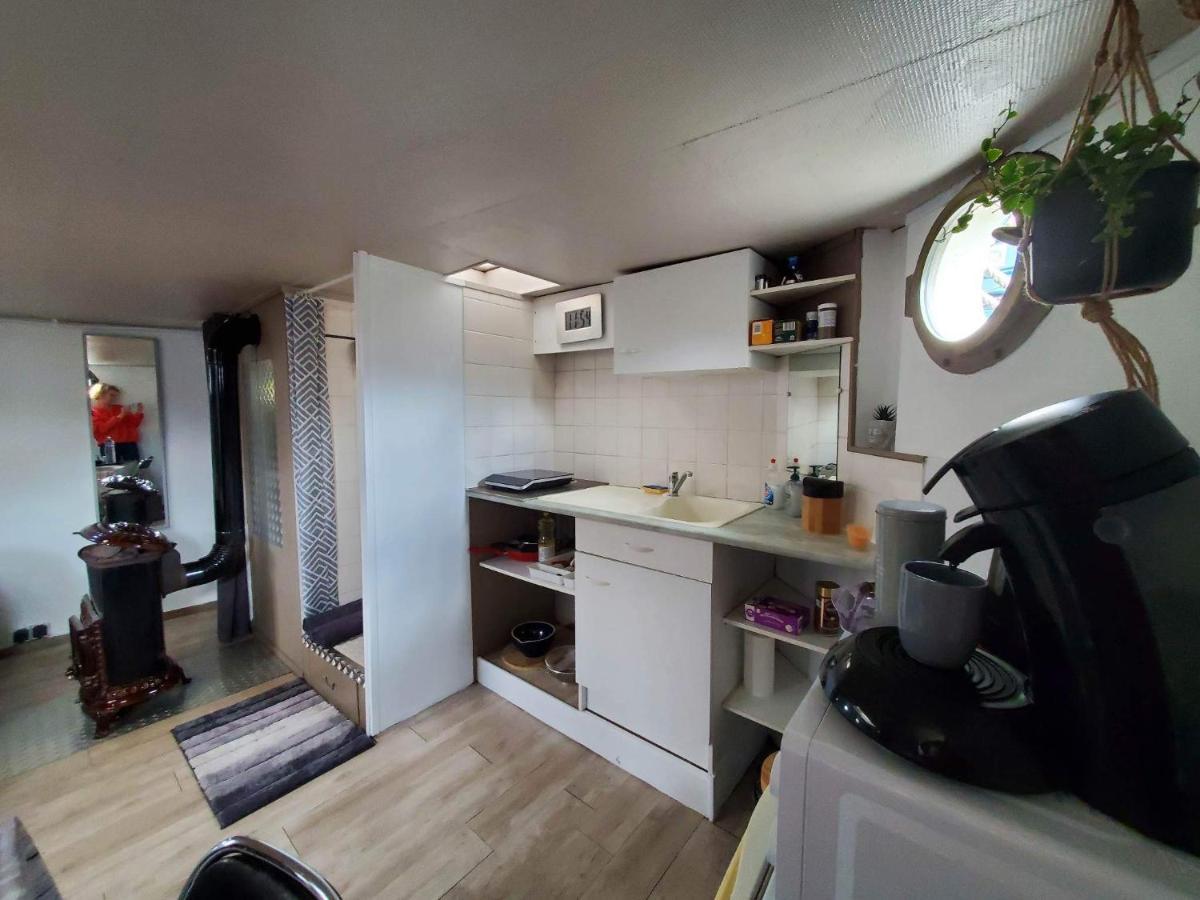 Peniche "Louise Michel" Sejournez Dans L'Appartement Du Capitaine, Offrez Vous Une Experience Inoubliable Au Fil De L'Eau Douai Buitenkant foto