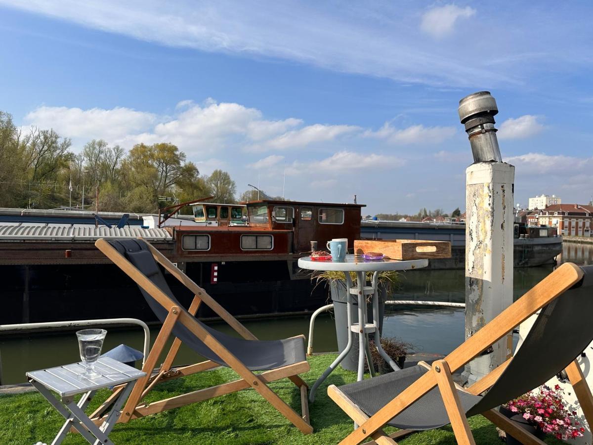 Peniche "Louise Michel" Sejournez Dans L'Appartement Du Capitaine, Offrez Vous Une Experience Inoubliable Au Fil De L'Eau Douai Buitenkant foto